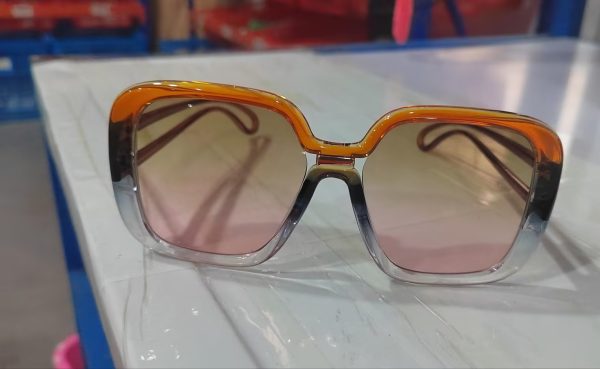 Gafas de sol para mujer con montura grande - Imagen 9