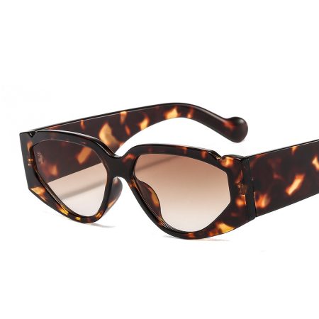 Gafas de sol de plástico con personalidad