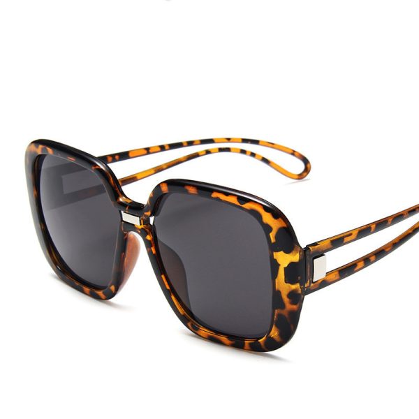 Gafas de sol para mujer con montura grande - Imagen 6
